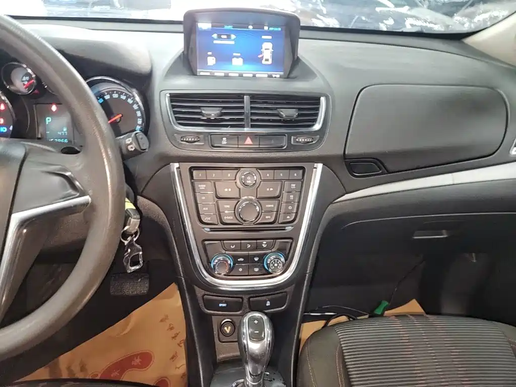 Фото 13 - Buick Encore