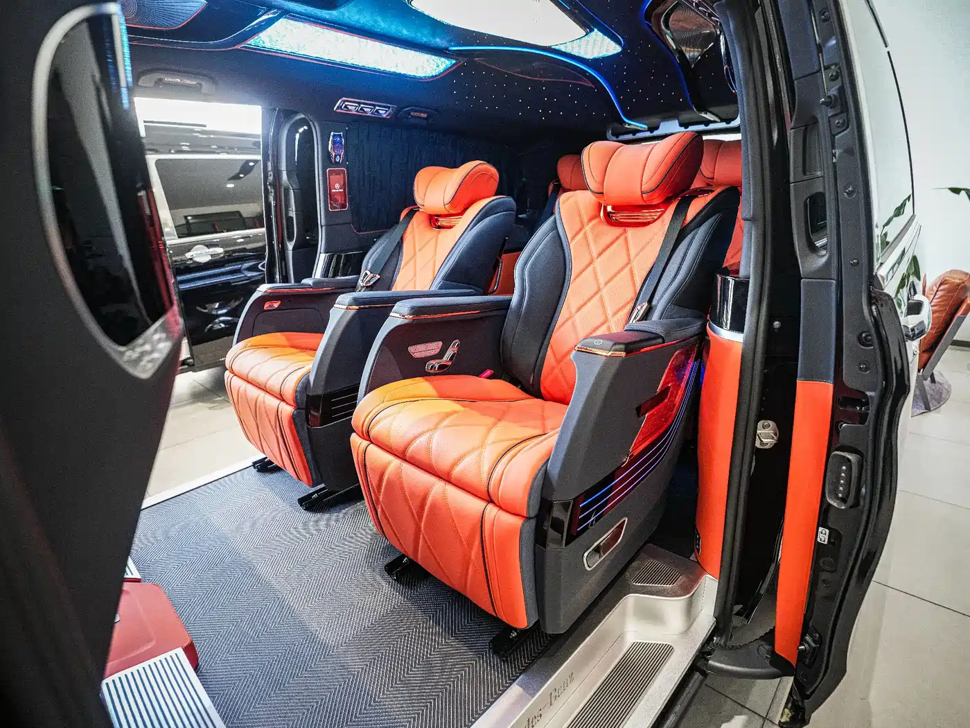 Mercedes-Benz Vito 2026 2024 2.0T Business 7-Seater
