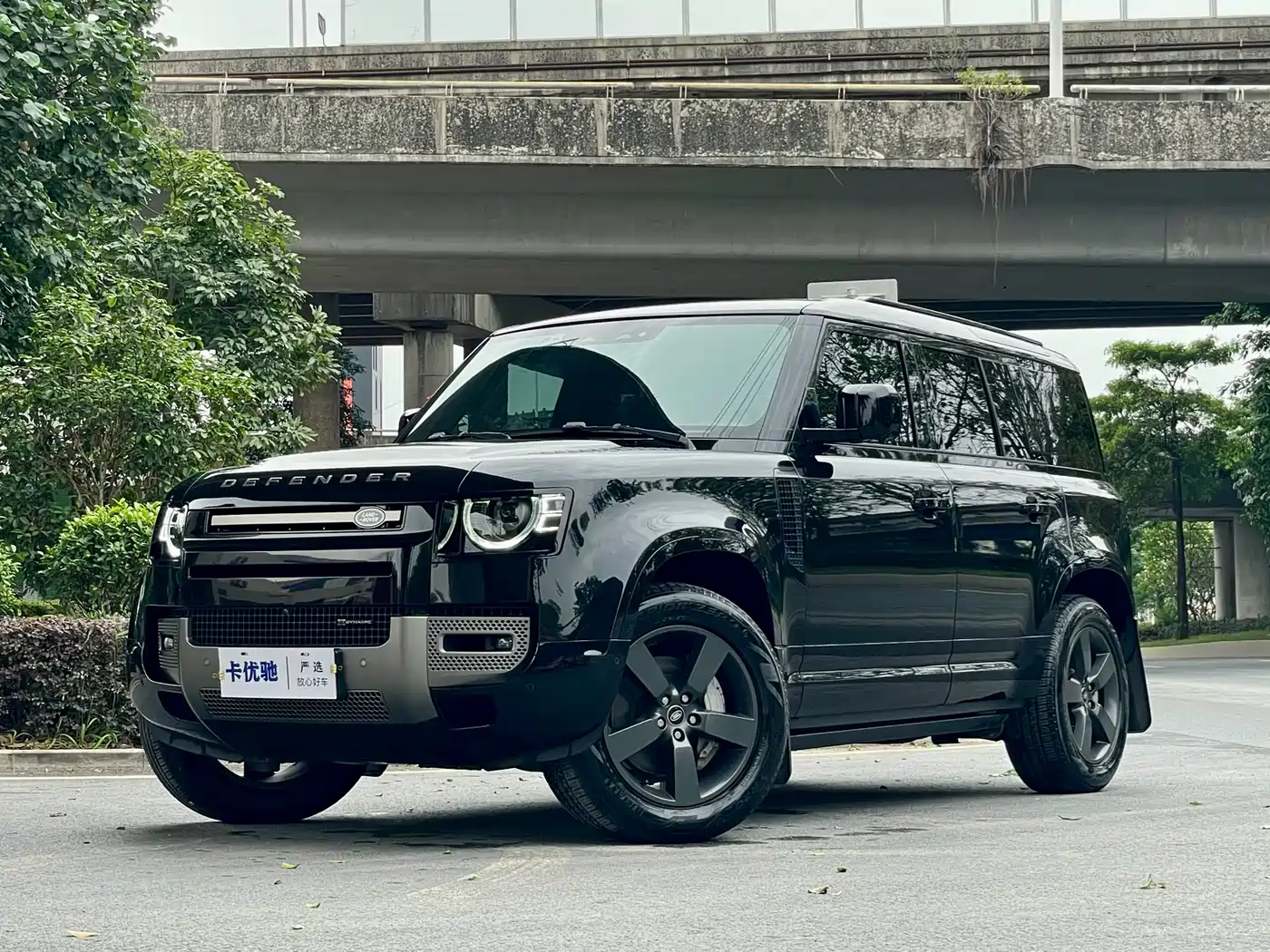Land Rover Defender 2023 Facelift 110 3.0T P400 X-DYNAMIC HSE