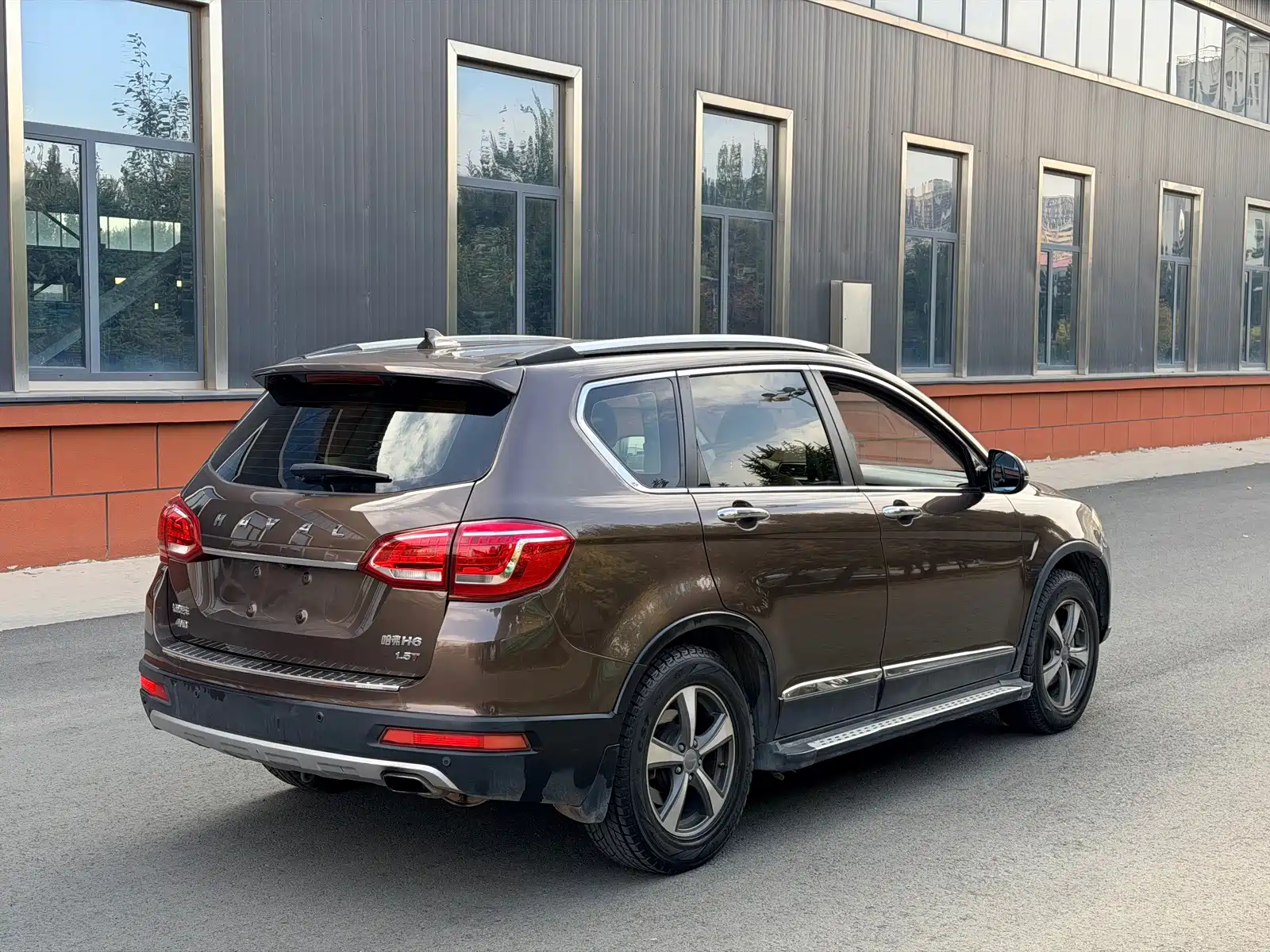 Photo 5 - Haval H6