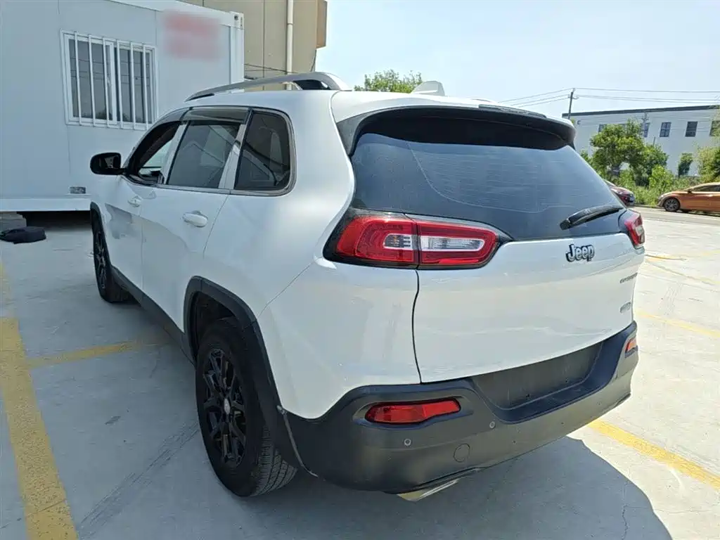 Jeep Cherokee 2016 2016 2.4L Leading Edition