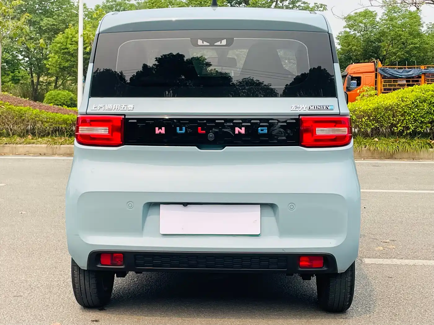 WULING AUTOMOBILE HONGGUANG MINIEV
