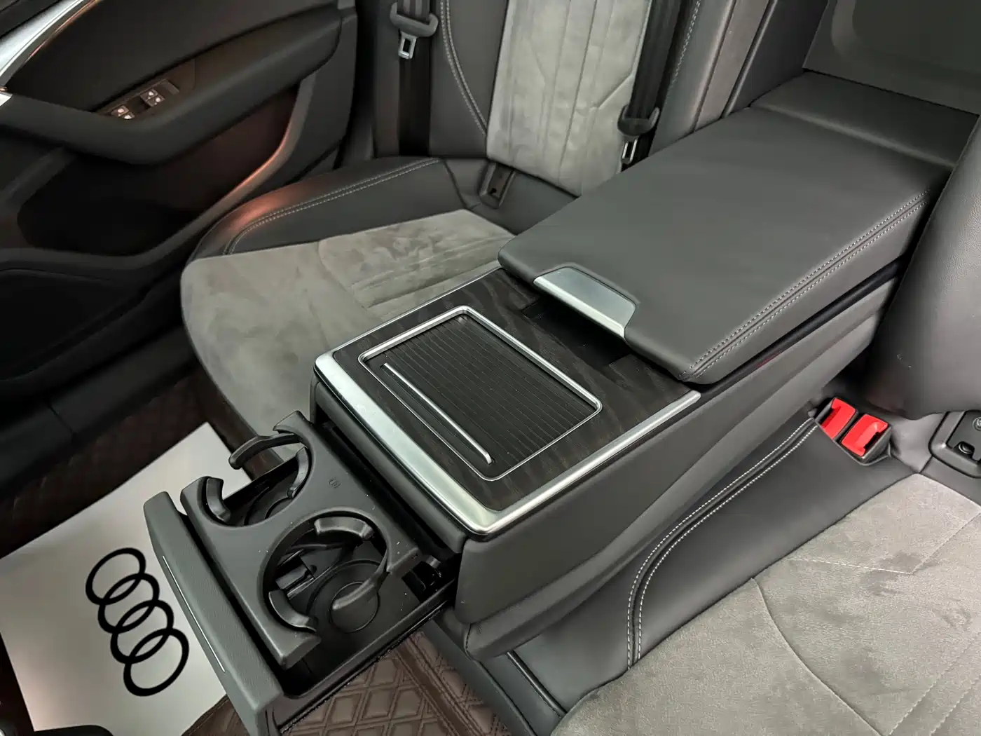 Audi A6L 2024 45 TFSI quattro Premium Dynamic фото 22