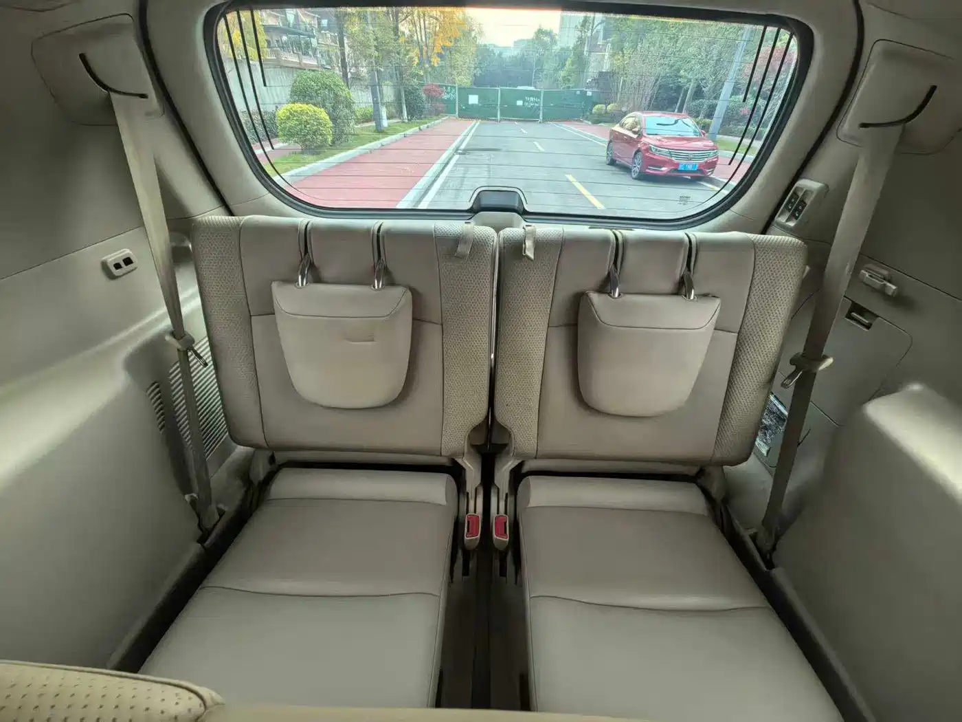 Toyota Prado 2010 4.0L Automatic TX фото 9