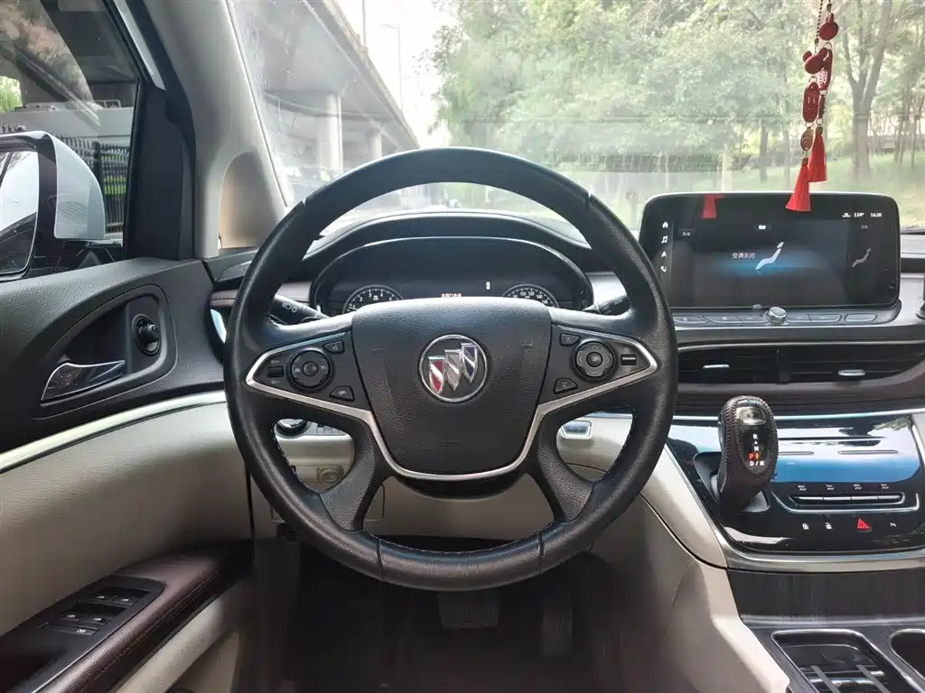 Buick GL8 2021 Land Business Class 652T Luxury фото 9