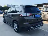 Фото 13 - Ford Edge