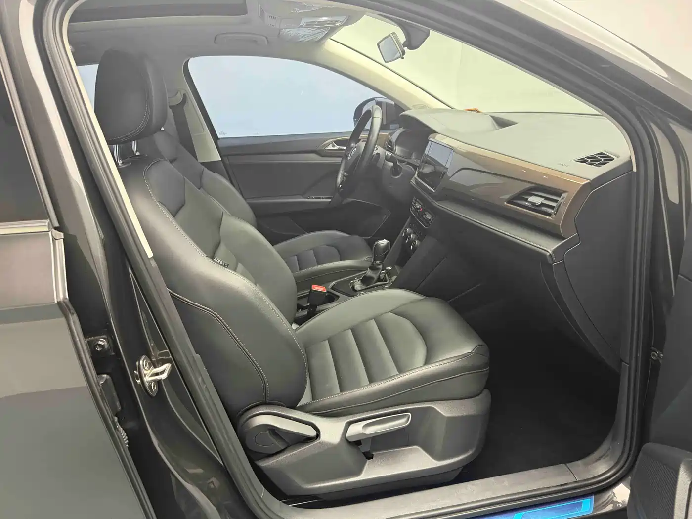 Volkswagen Tharu 2019 330TSI AWD Luxury Edition China VI фото 5