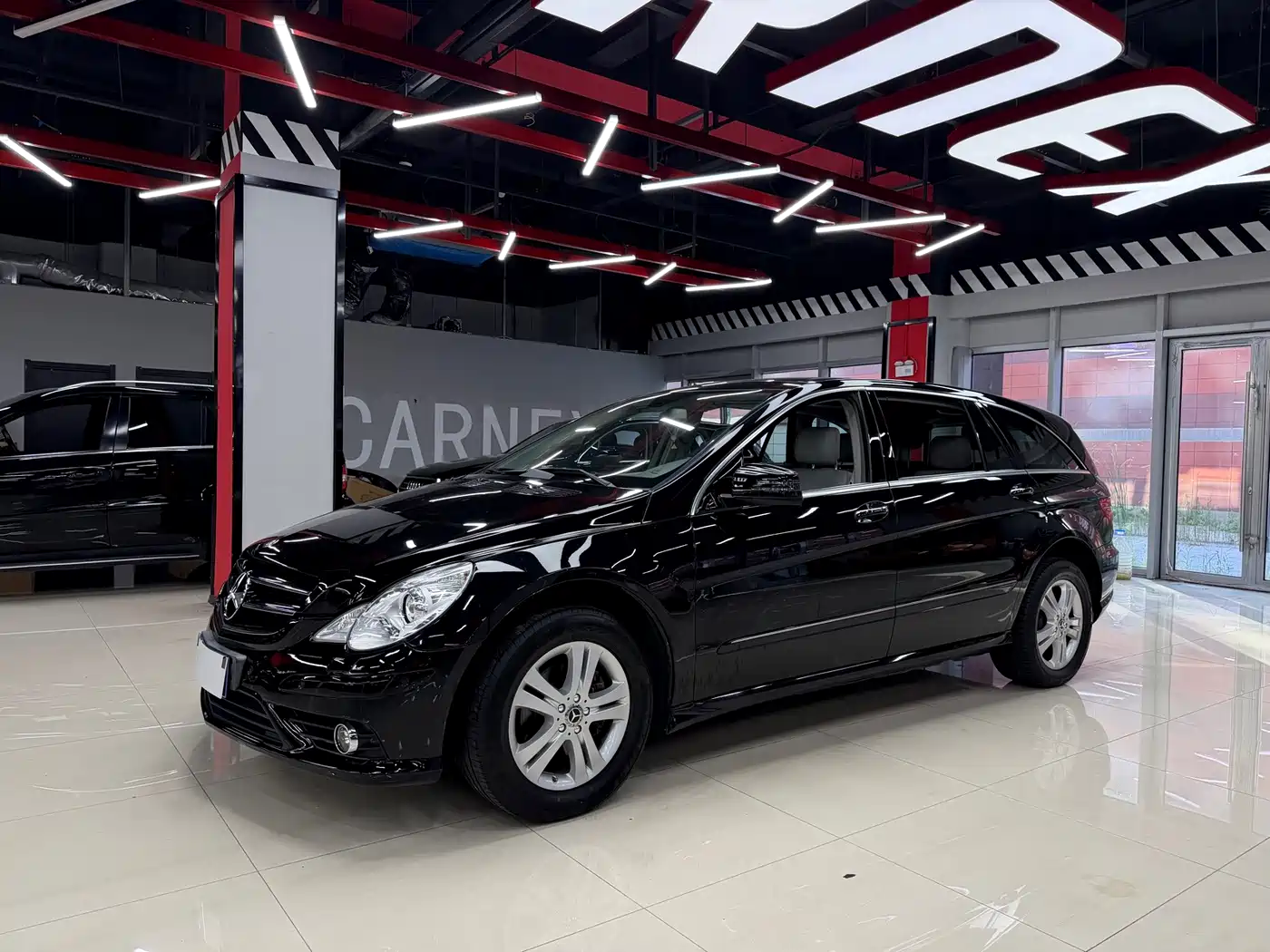 Mercedes-Benz R-Class 2010 — пригон из Китая