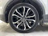 Фото 22 - Volkswagen T-ROC