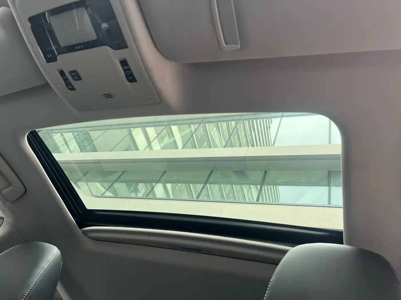 Lexus ES 2015 200 Elite Edition фото 34