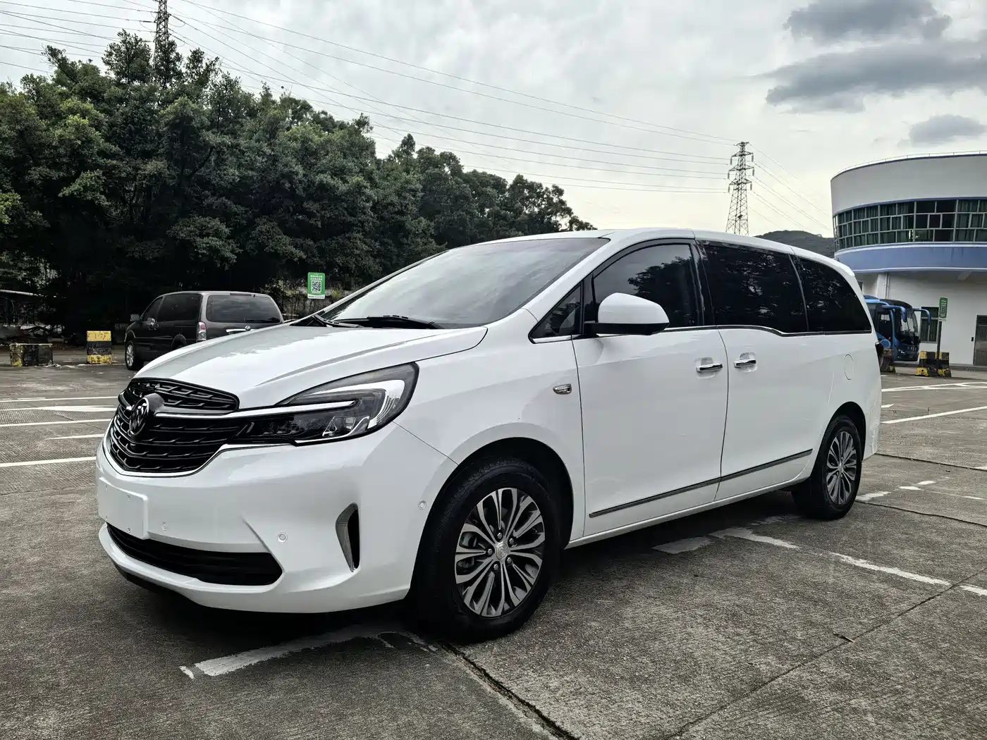 Buick GL8 2021 Land Business Class 652T Premium
