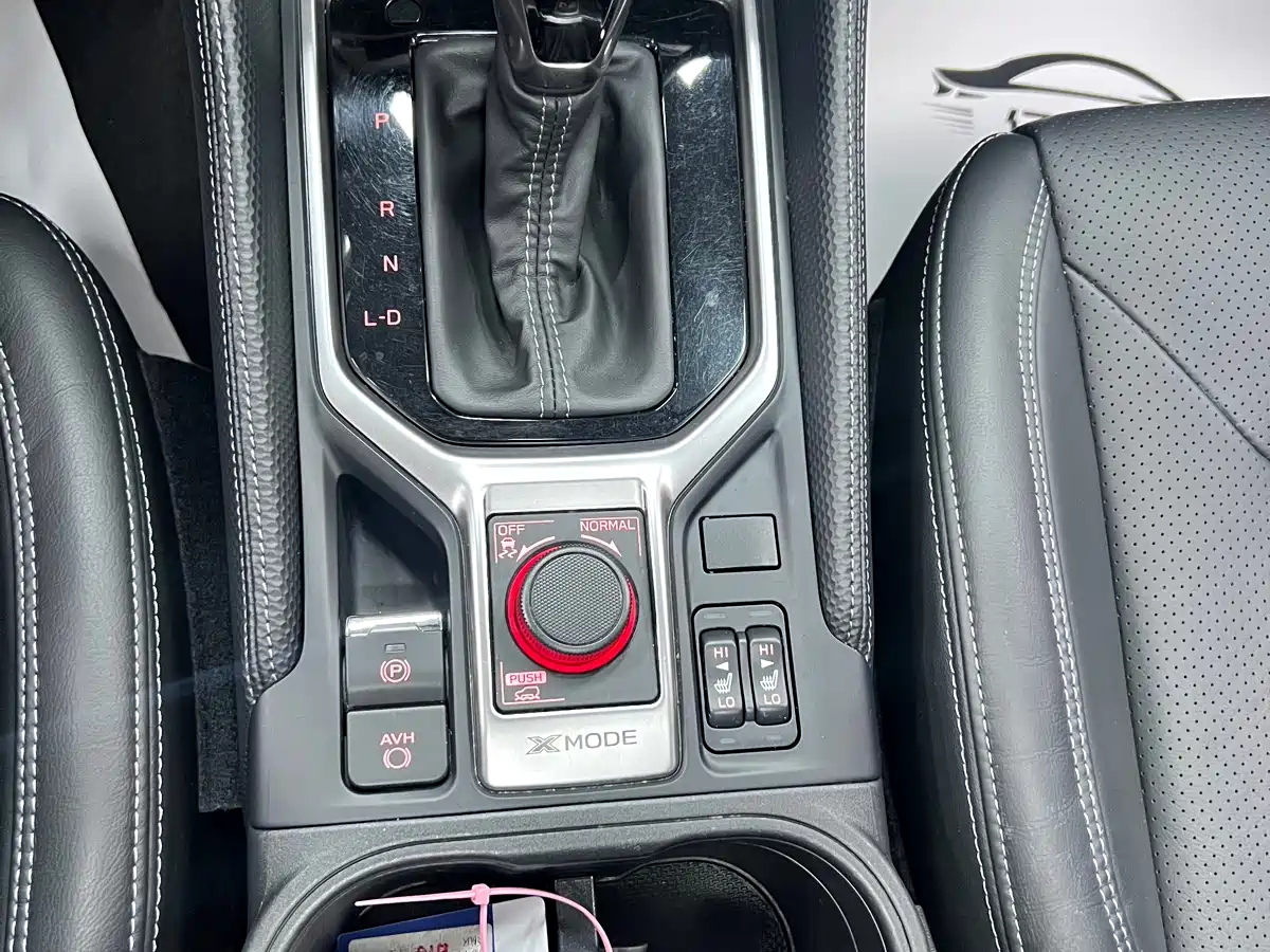 Subaru Forester 2020 2.0i Luxury Edition фото 12