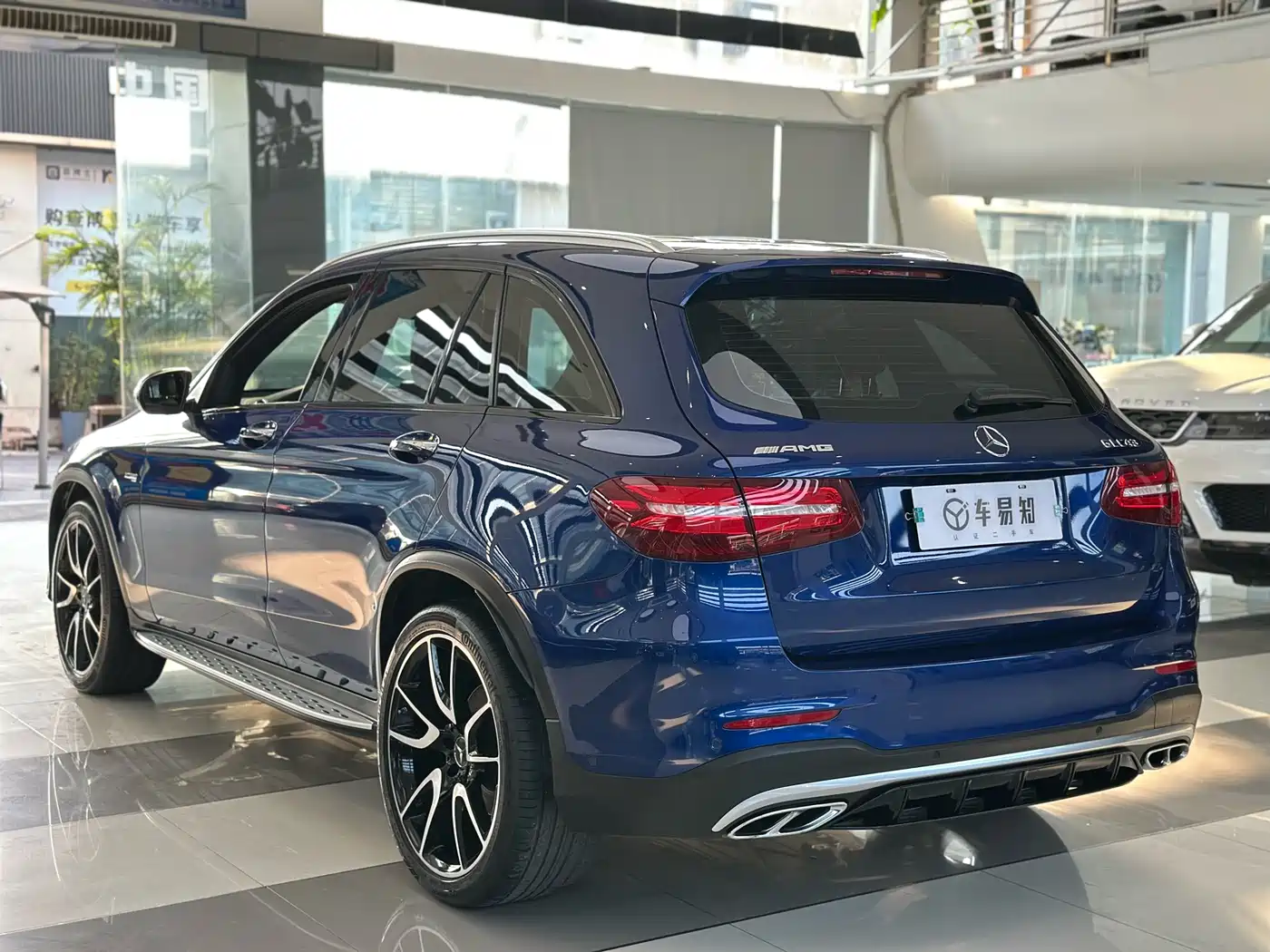 Mercedes-Benz GLC AMG 2017 AMG GLC 43 4MATIC Special Edition фото 16