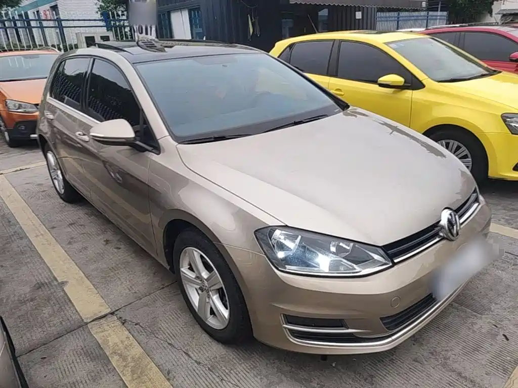 Volkswagen Golf 2016 1.6L Automatic Comfort фото 4