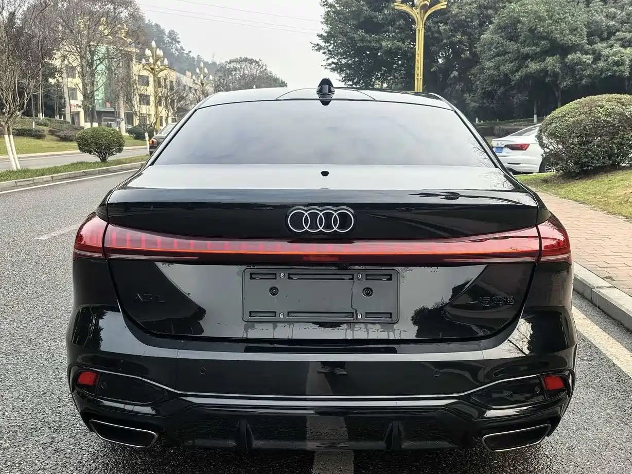 AUDI A5L