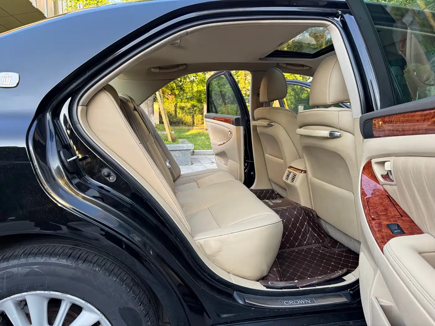Toyota Crown 2007 2.5L Royal Special Edition фото 12