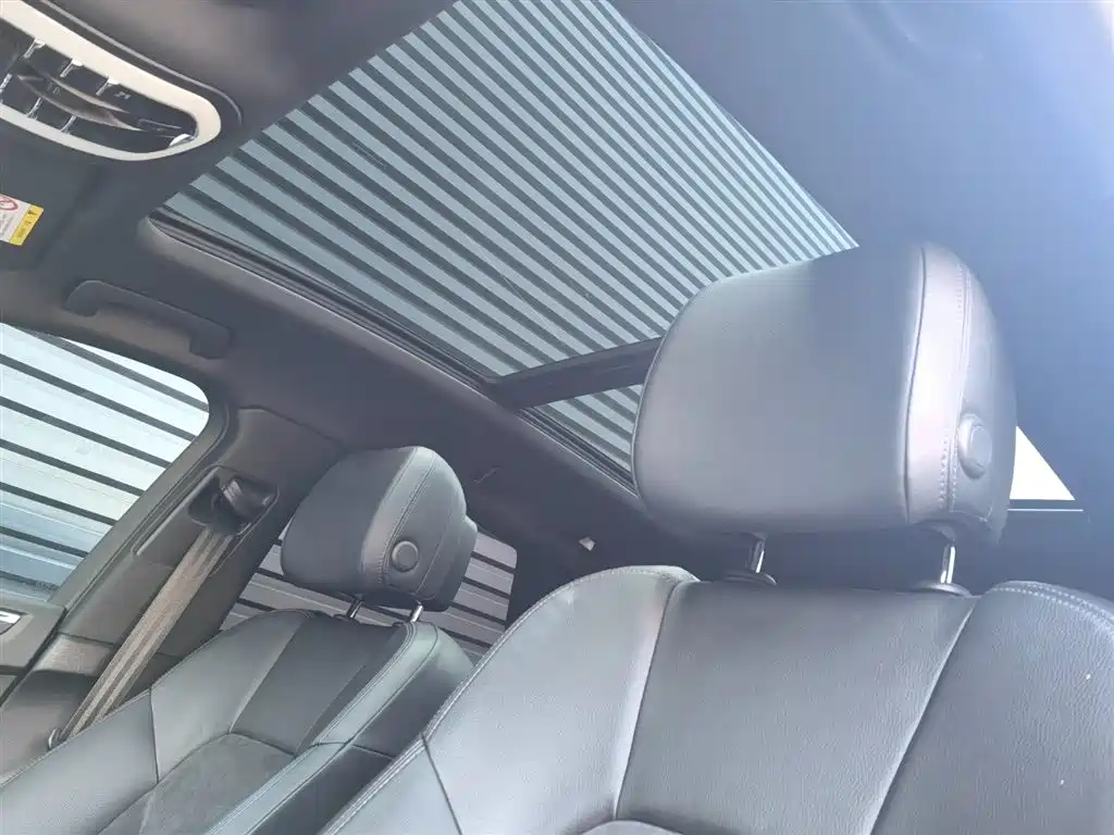 Porsche Macan 2018 Macan 2.0T фото 11