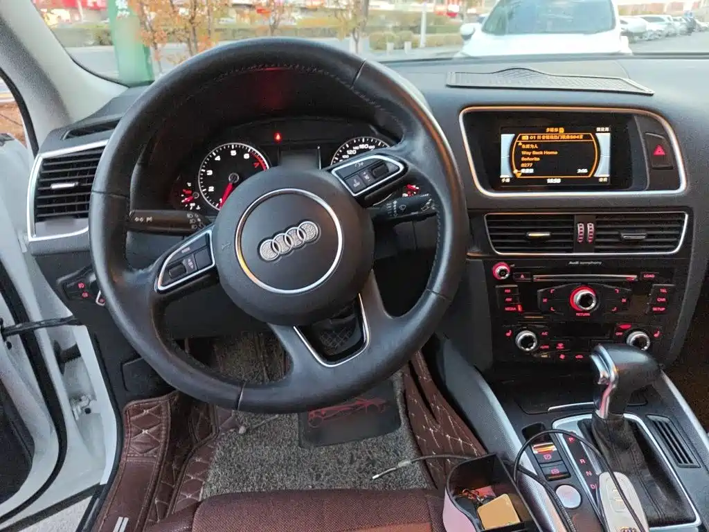 Photo 6 - Audi Q5