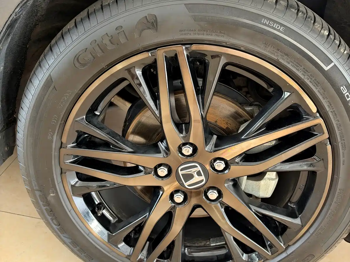 Photo 31 - Honda Odyssey
