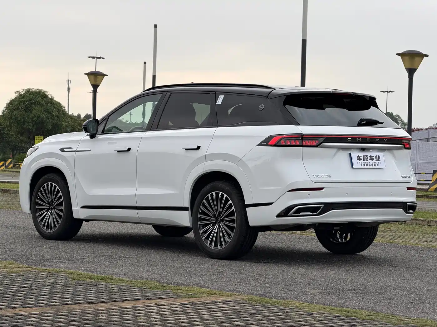 CHERY TIGGO 9