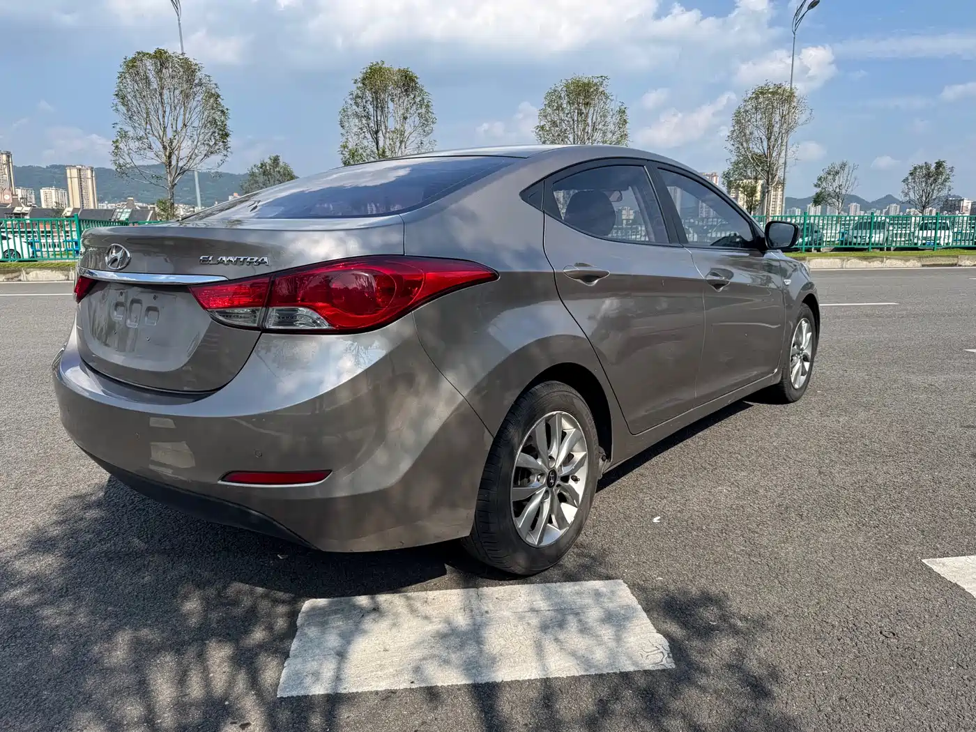 Hyundai Langdong 2015 1.6L Auto Trend фото 5