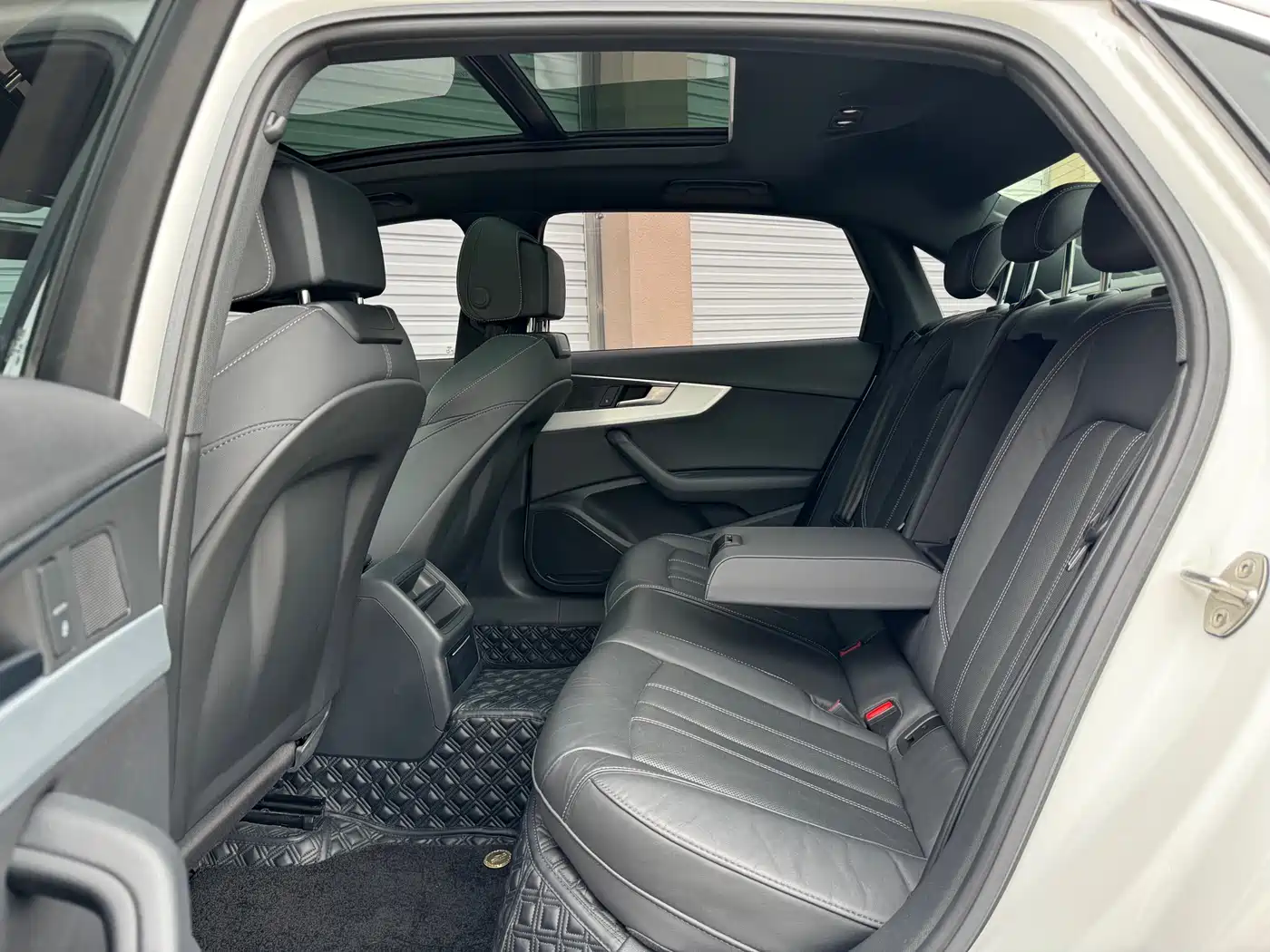 Audi A4L 2020 40 TFSI Fashion Dynamic Edition фото 9