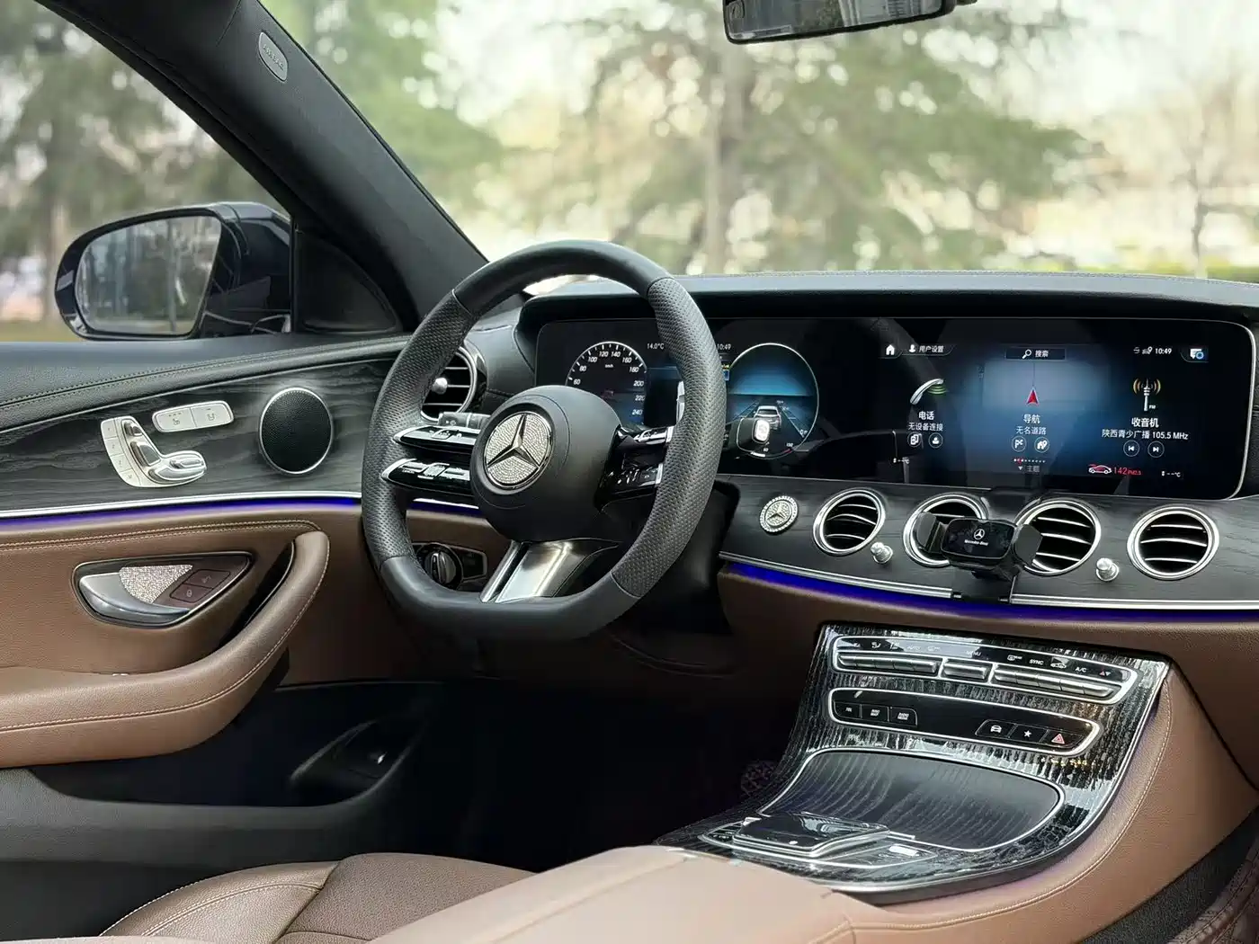 Mercedes-Benz E-Class 2023 E 300 L Sport Fashion фото 12