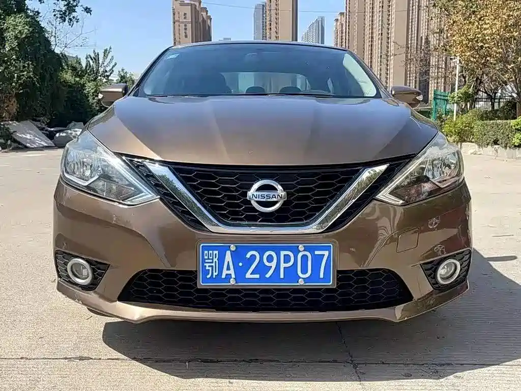 Фото 2 - Nissan Sylphy