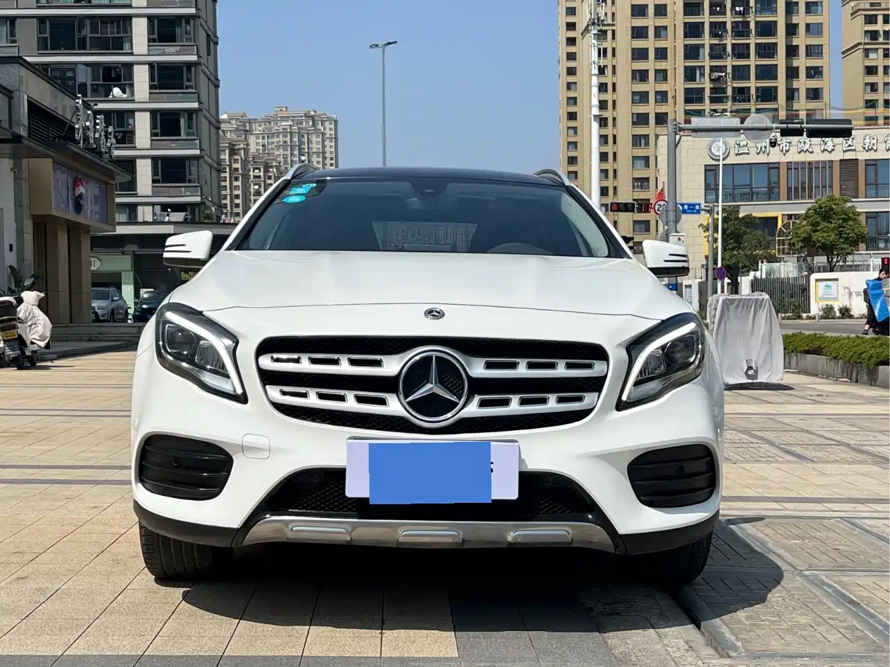 Mercedes-Benz GLA 2018 GLA 200 Dynamic фото 2
