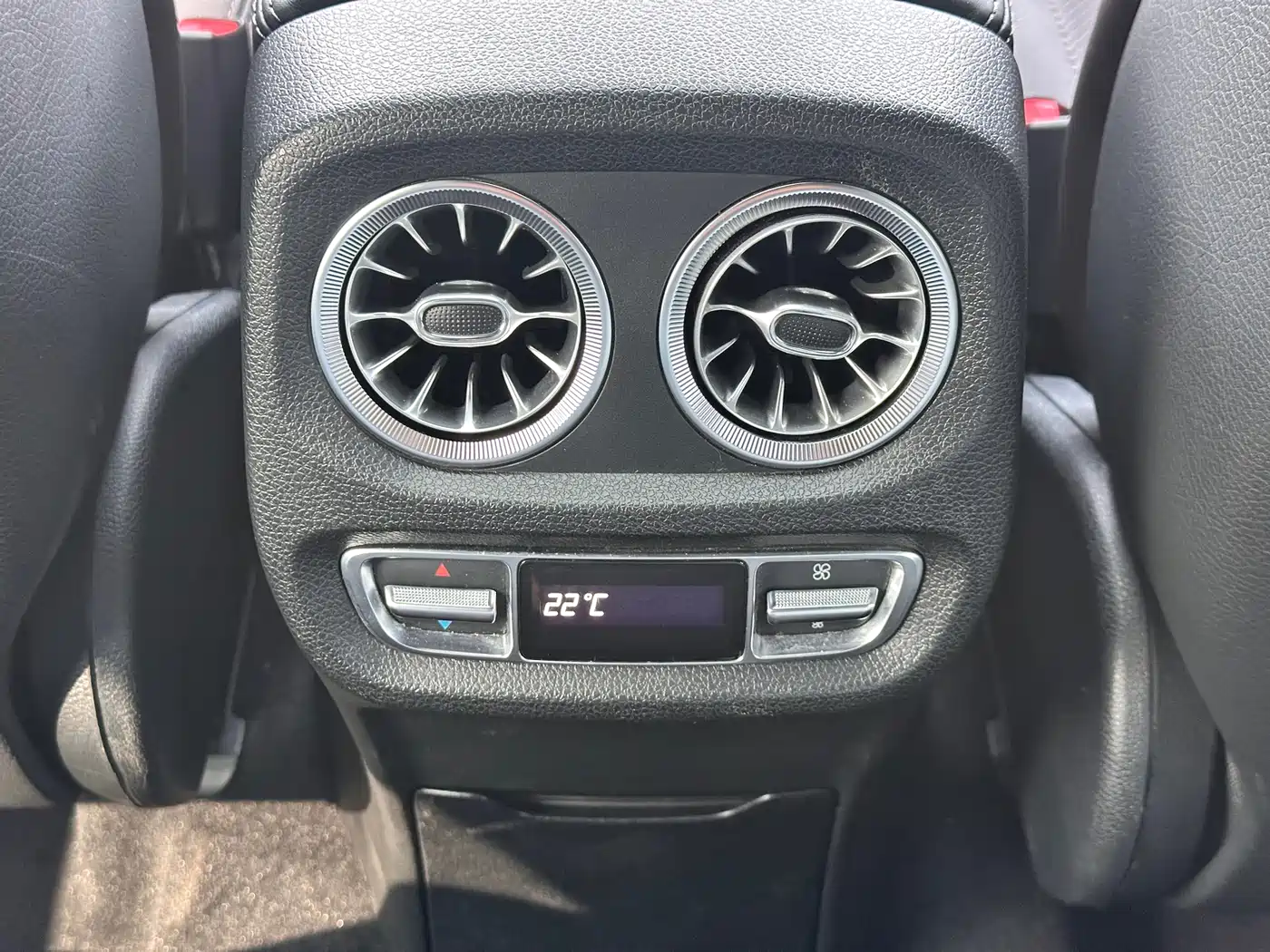 Mercedes-Benz G-Class 2023 G 500 фото 22