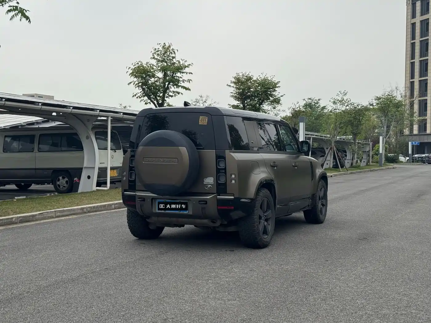 Land Rover Defender 2020 Model 110 P400 X фото 4