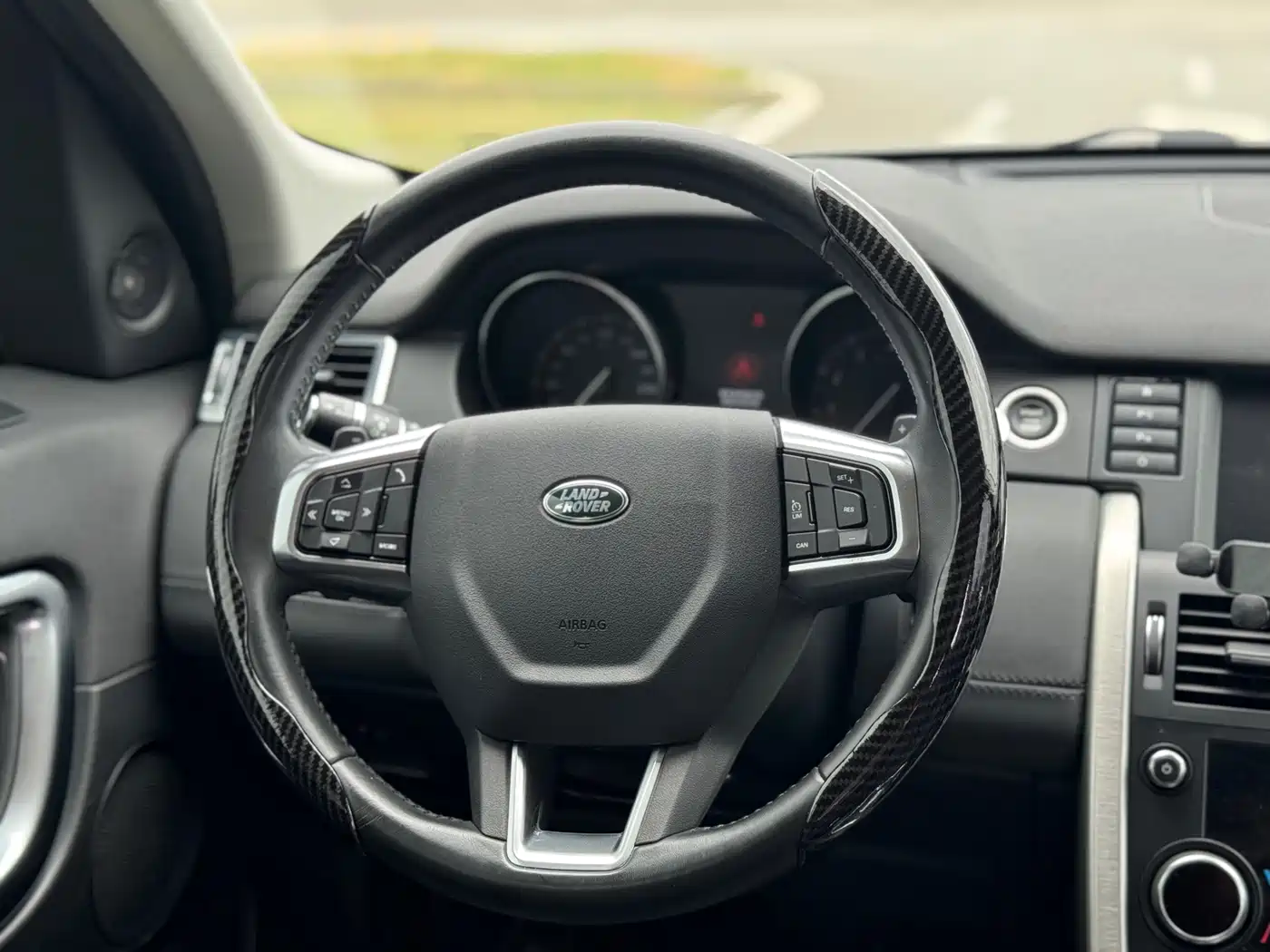 Фото 22 - Land Rover Discovery Sport