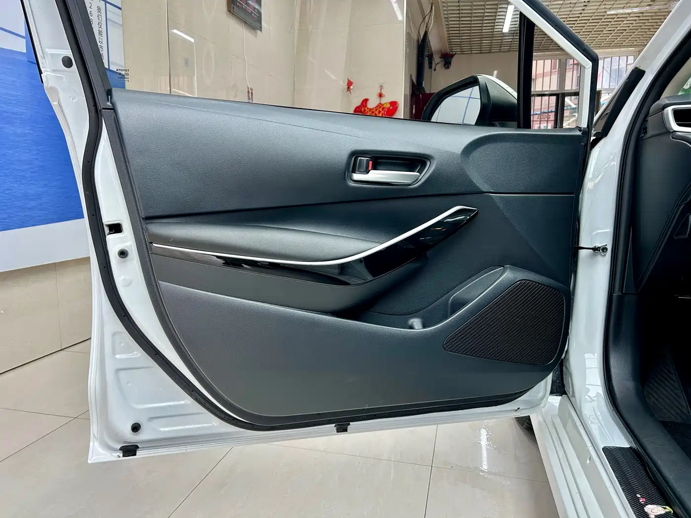  Toyota Corolla 2022 Hybrid 1.8L E-CVT Pioneer Edition 20