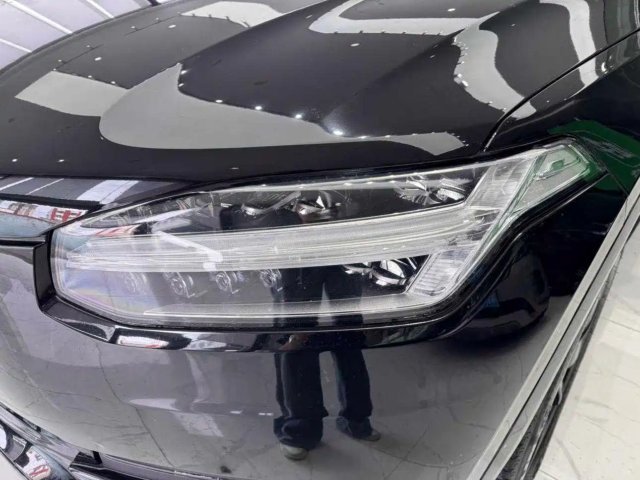 Photo 34 - Volvo XC90