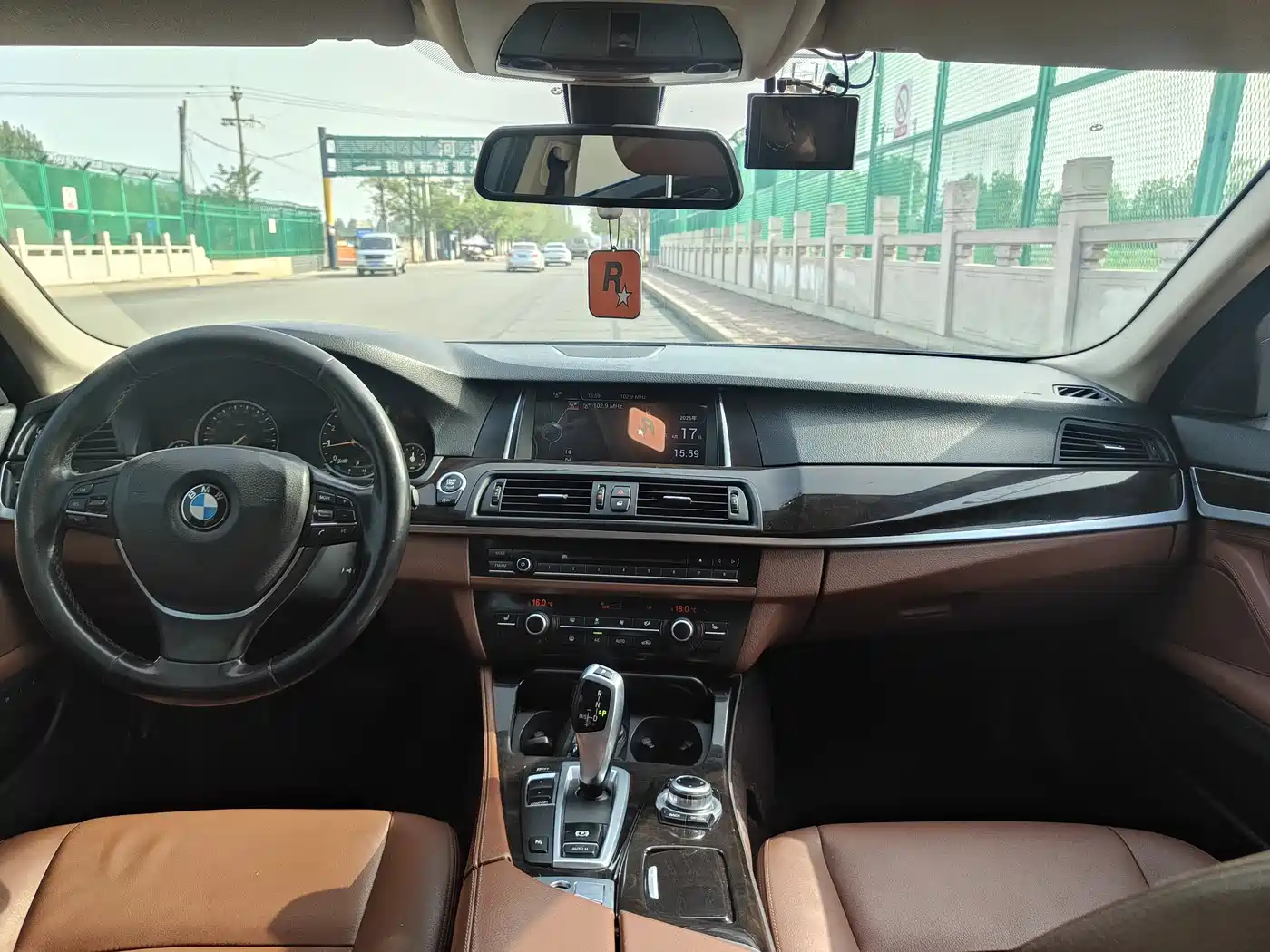 BMW 5 Series 2017 525Li Leading Edition фото 11