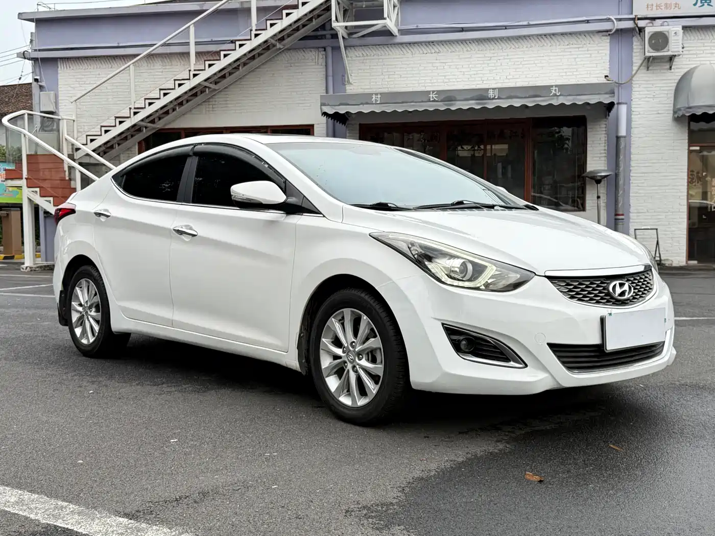 Hyundai Langdong 2016 1.6L Automatic Premium Edition фото 2