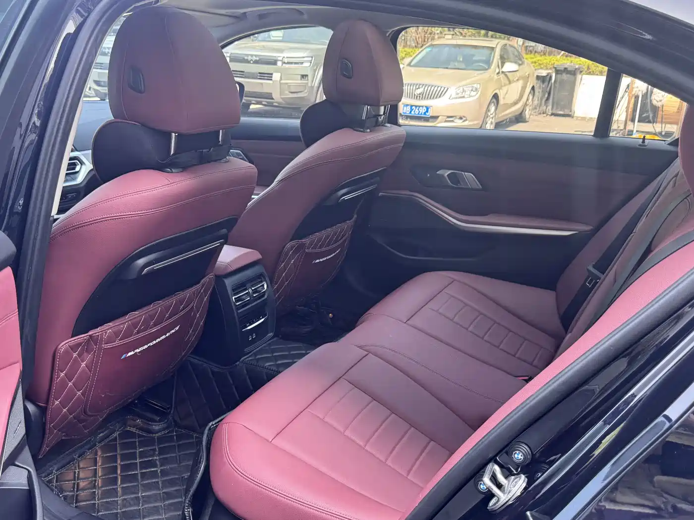 BMW 3 Series 2021 325Li M Sport Package фото 7