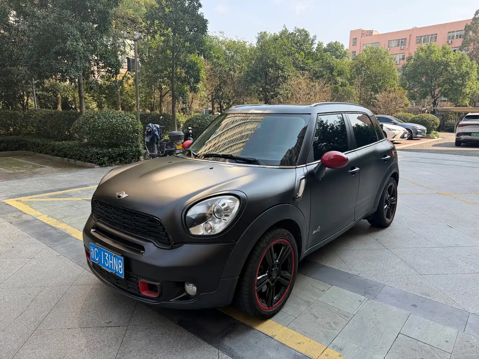 Photo 1 - MINI COUNTRYMAN