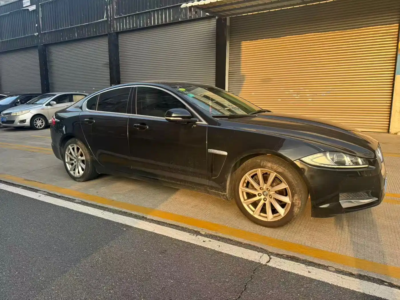 Jaguar XF 2012 2012 XF 3.0L V6 London Limited Edition