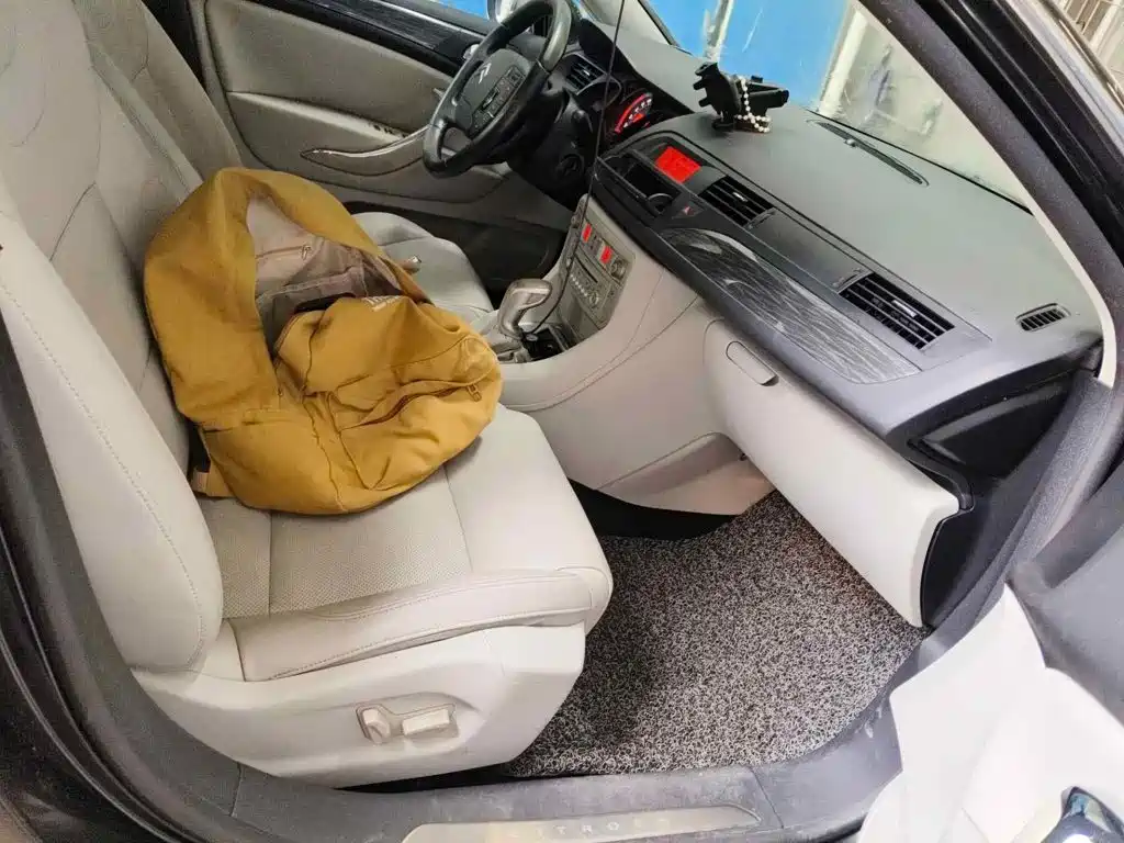 Photo 10 - Citroën C5