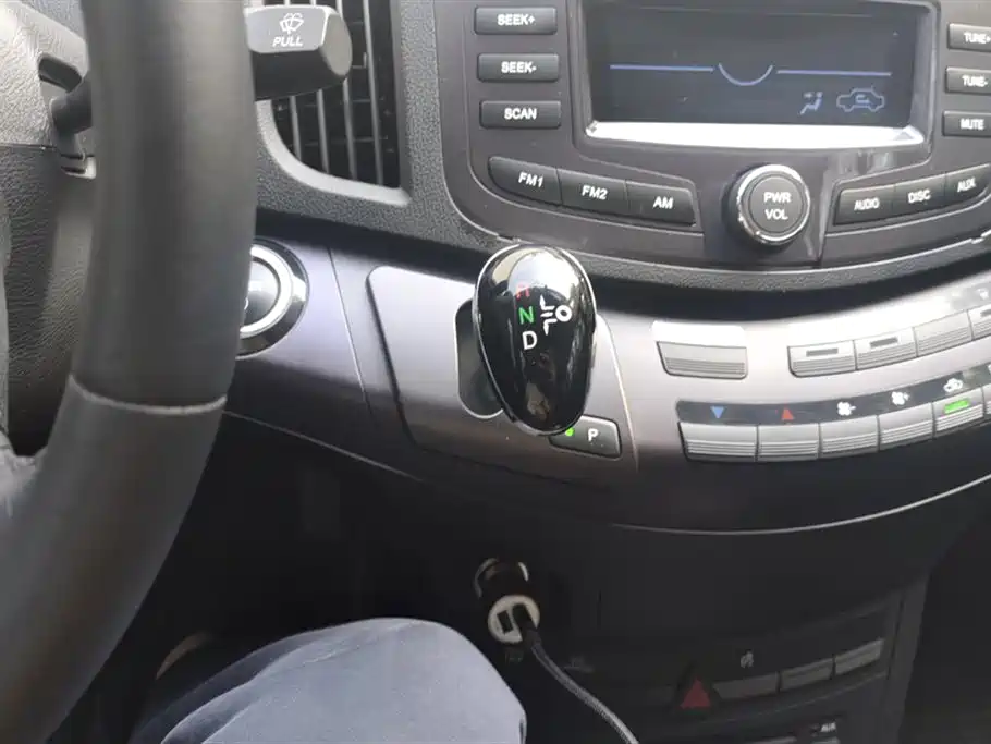 BYD e6