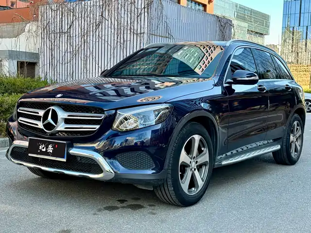MERCEDES-BENZ GLC