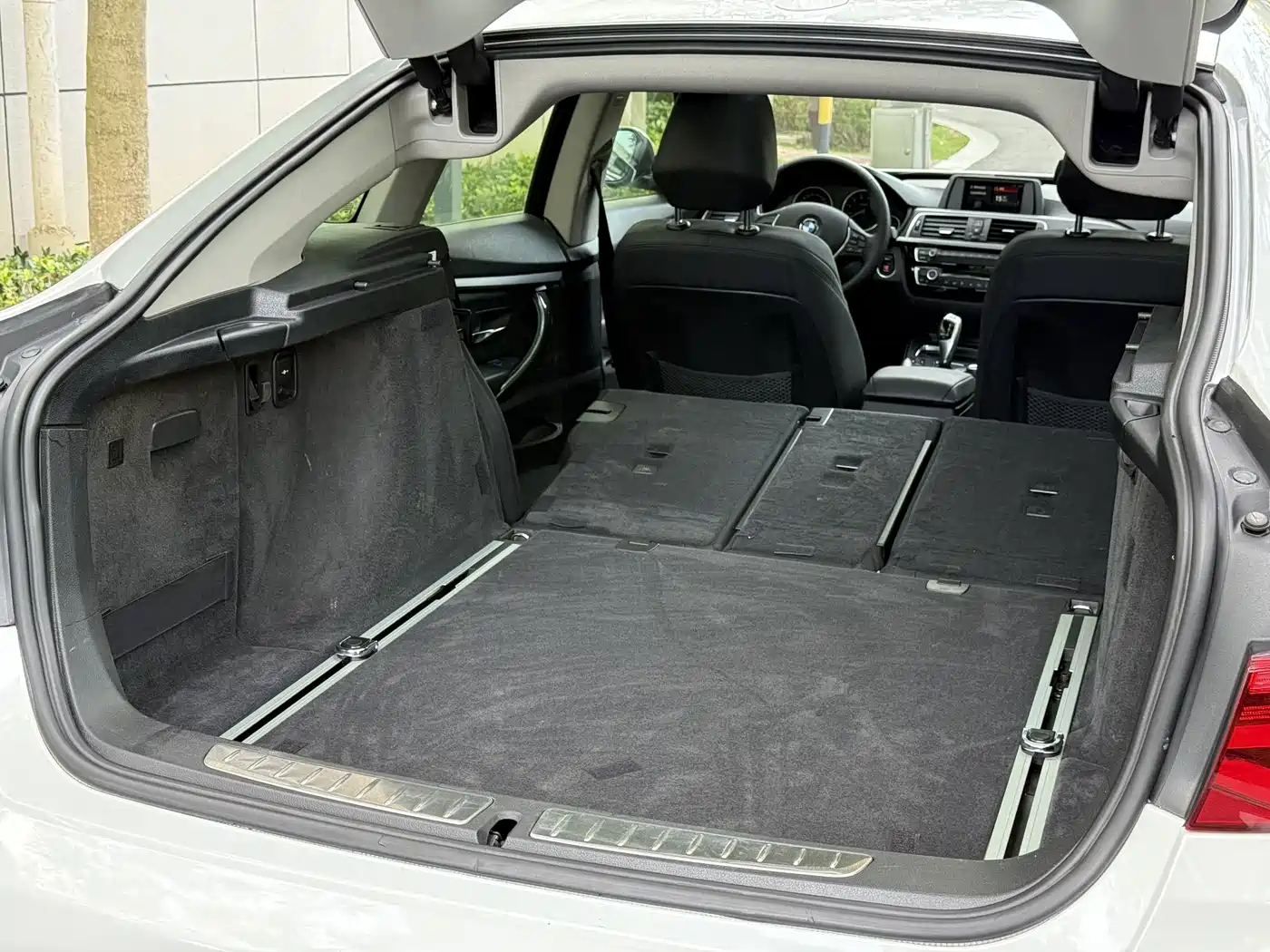 BMW 3 Series GT 2018 320i Fashion фото 39