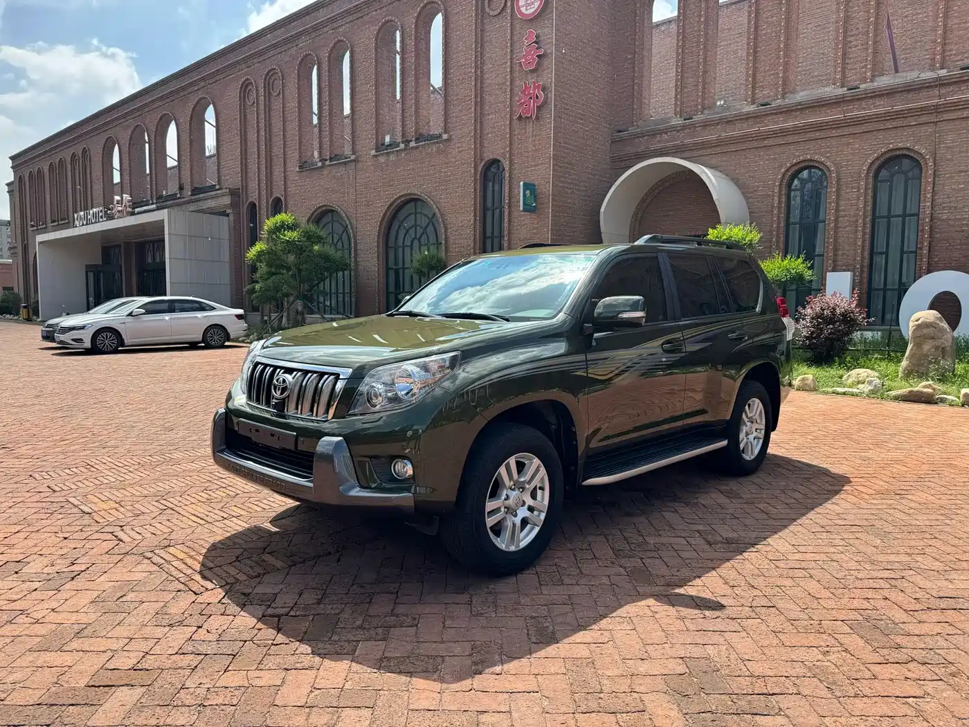 Toyota Prado 2010 4.0L Automatic VX NAVI фото 2