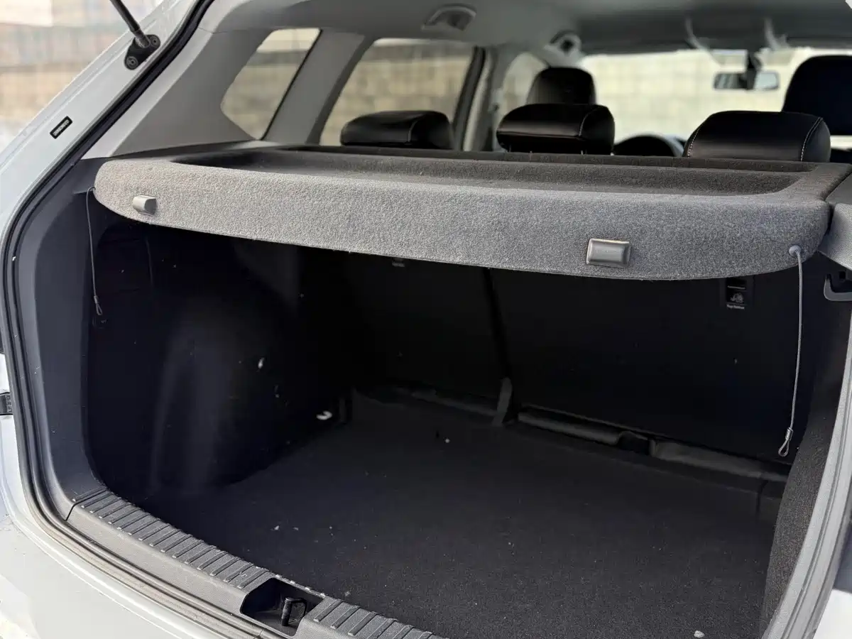 Volkswagen Tharu 2022 280TSI FWD Luxury Edition фото 8