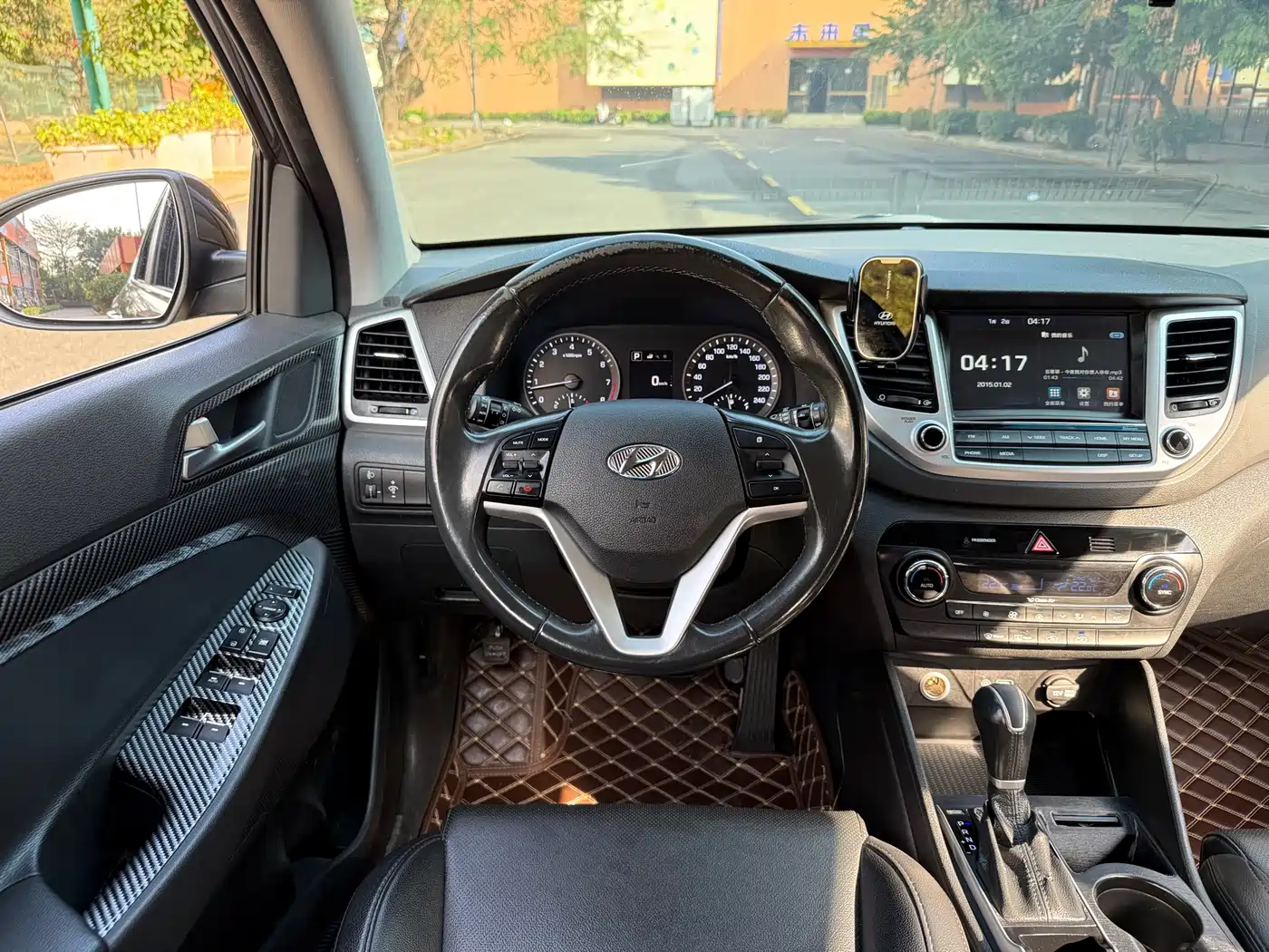 Hyundai Tucson 2015 1.6T Dual Clutch 2WD Smart фото 16