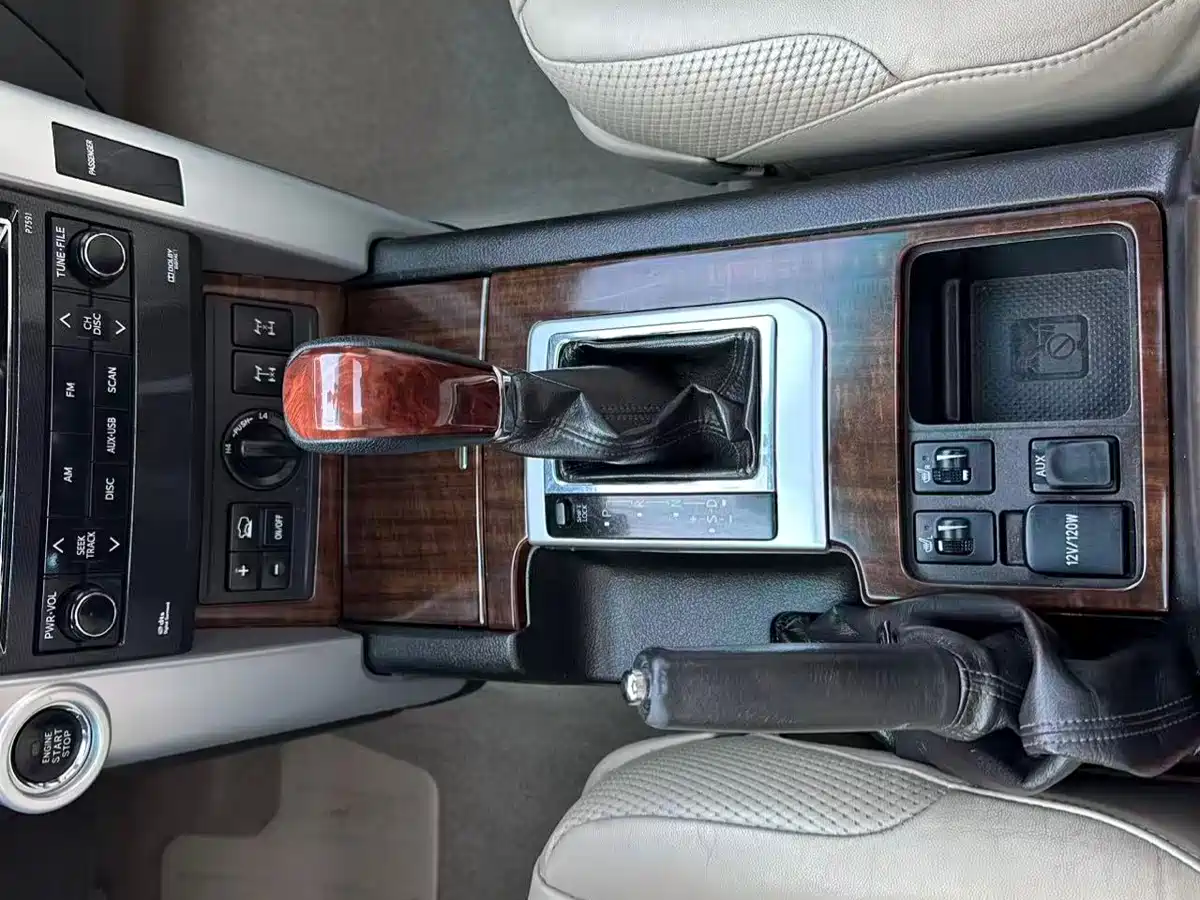 Toyota Prado 2010 4.0L Automatic VX NAVI фото 8
