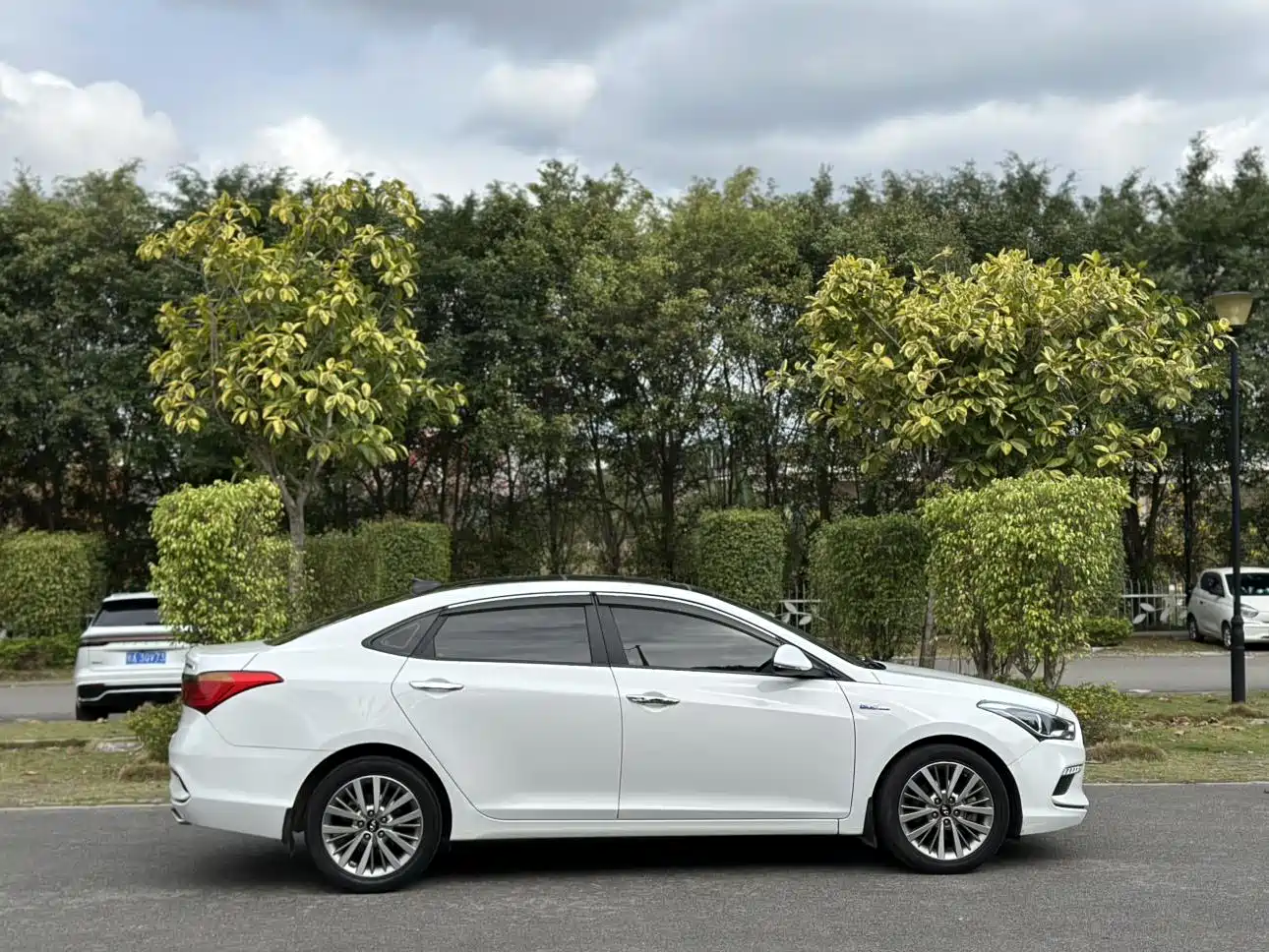 HYUNDAI NAME PICTURE