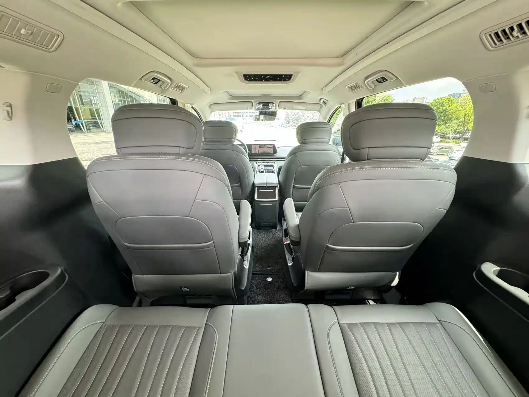 Фото 14 - JAC Refine Refine RF8 PHEV