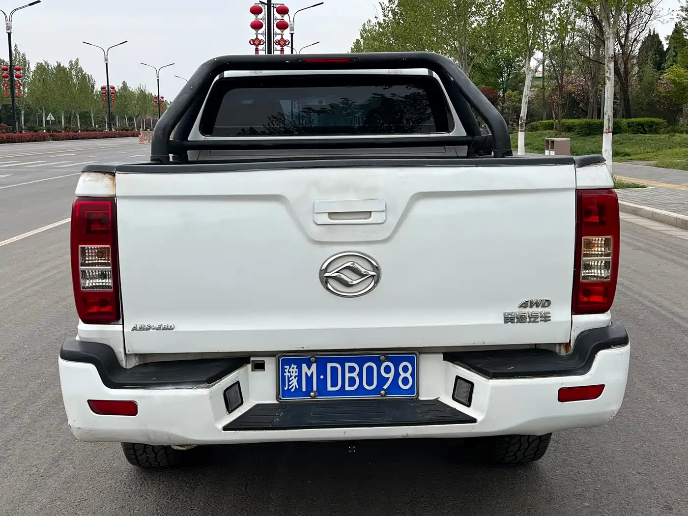 Huanghai Dragon 2016 2015 2.4L 4WD Gasoline Premium Edition 4G69S4N